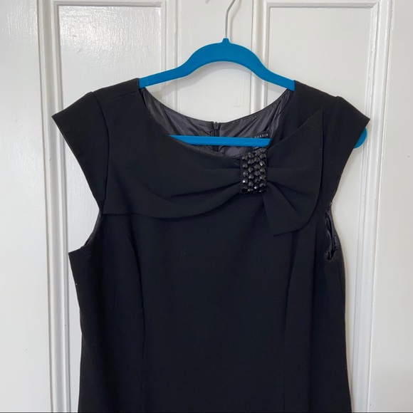 Black Dress (Sandra Darren) - Size 14 - Picture 2 of 4